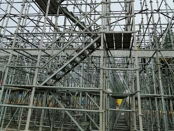 選擇沈陽腳手架租賃公司，為建筑工地添動力，安全高效施工！